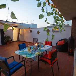 Apartamento Piso Con Solarium Calahorra Con Solera Parking Privado Gratis, Córdoba